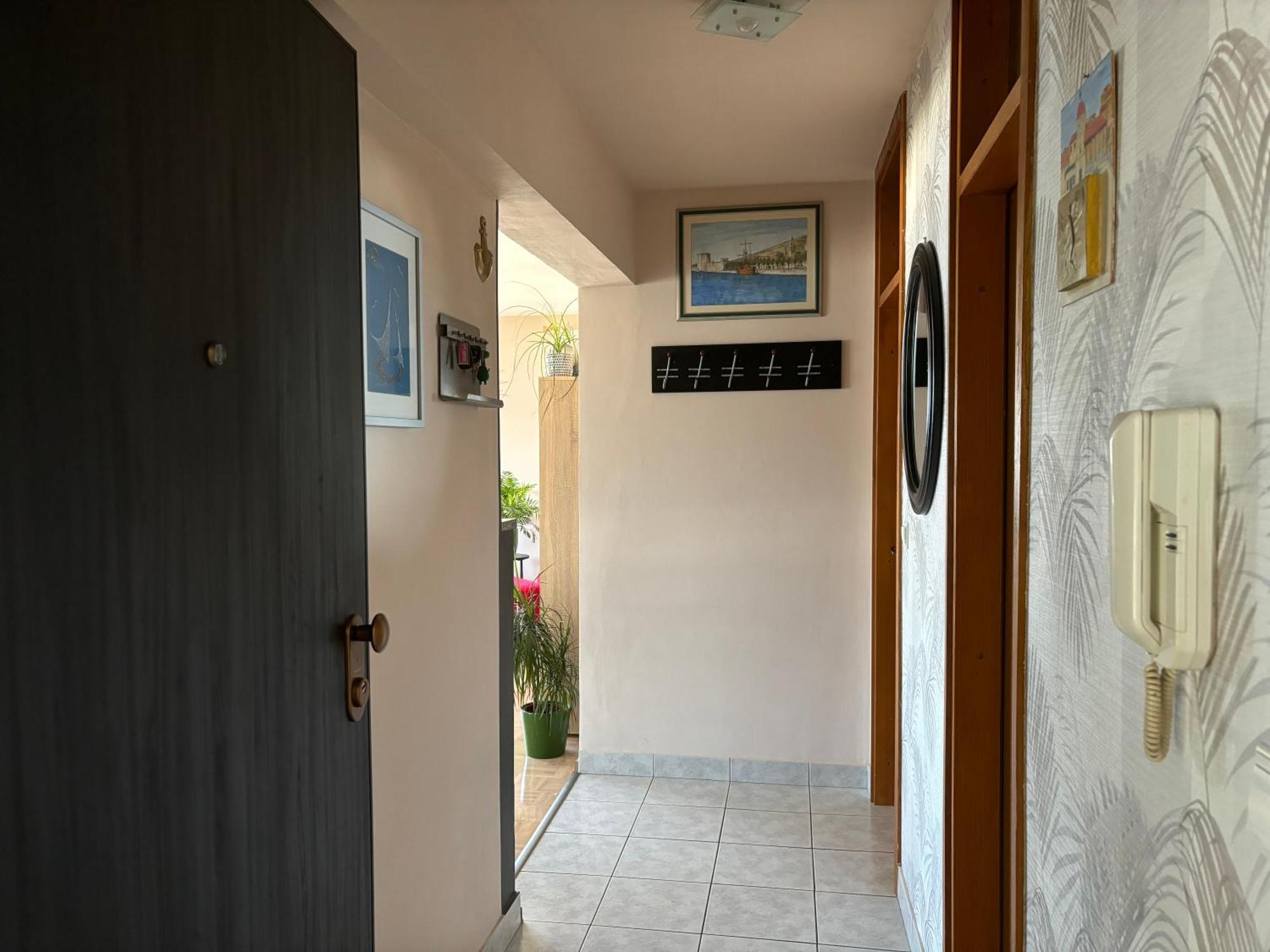 Apartment Magnolia โตรกีร์ ภายนอก รูปภาพ